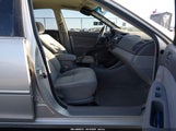 Toyota Camry Le JTDBE32K420096129 снимка
