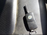 Volkswagen New Beetle 2.5L 3VWRF31Y19M408901 fotografie