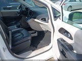 Chrysler Pacifica Touring L 2C4RC1BG3PR566913 снимка