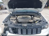 Jeep Grand Cherokee Altitude 4X4 1C4RJFAGXKC754446 снимка