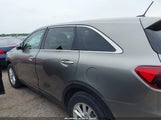 Kia Sorento 2.4L L 5XYPG4A33KG520443 fotografie