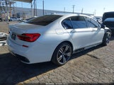 BMW 740I WBA7E2C34HG741365 fotografie