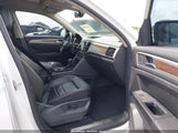 Volkswagen Atlas 3.6L V6 Sel Premium 1V2NR2CA0JC570395 photo