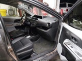 Toyota Prius C Four JTDKDTB32D1041316 fotografie