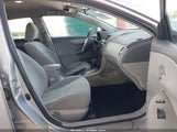 Toyota Corolla Le 1NXBU4EE4AZ322204 снимка