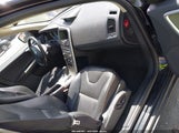 Volvo Xc60 T6/T6 R-Design YV4992DZ3A2127037 снимка
