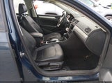 Volkswagen Passat 2.0T Wolfsburg Edition 1VWLA7A30KC013664 fotografie