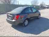Chevrolet Sonic Lt Auto 1G1JC5SG6F4133066 снимка