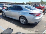 Toyota Camry Le 4T1C11AK1RU918227 photo