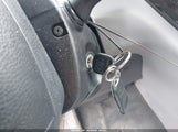 Toyota Sienna Le 8 Passenger 5TDKZ3DC5HS802587 снимка