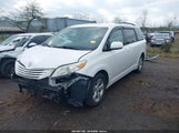 Toyota Sienna Le 8 Passenger 5TDKZ3DC5HS802587 снимка
