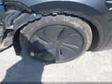 Tesla Model Y Premium Rear-Wheel Drive/Standard Rear-Wheel Drive 7SAYGDED9TA439110 снимка