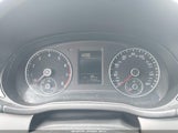 Volkswagen Passat S 1VWAP7A31DC087457 снимка
