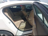 Buick Lacrosse Leather Group 1G4GC5E38DF198363 снимка