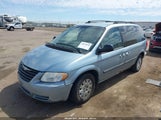 Chrysler Town & Country 1C4GP45R05B417624 снимка