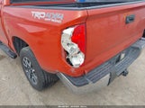 Toyota Tundra Sr5 5.7L V8 5TFDY5F14JX754924 photo
