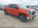 Toyota Tundra Sr5 5.7L V8 5TFDY5F14JX754924 fotografie
