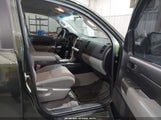 Toyota Tundra Grade 5.7L V8 5TFUY5F14AX117922 снимка