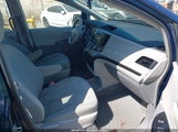 Toyota Sienna 5TDKA3DC2BS001985 fotografie