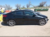 Hyundai Elantra Sel 5NPD84LF2JH262530 photo