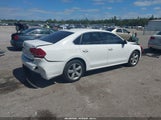 Volkswagen Passat 1.8T Se 1VWBT7A33FC070307 снимка