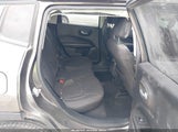 Jeep Compass Sport Fwd 3C4NJCAB3JT204414 fotografie