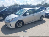 Toyota Prius Two JTDKBRFU9G3500572 снимка