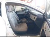 Toyota Corolla Le 5YFBURHE3FP294459 снимка