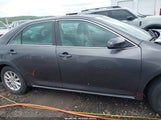 Toyota Camry Le 4T4BF1FK8CR157375 снимка