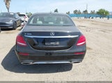 Mercedes-Benz E 300 WDDZF4JB3KA526669 снимка