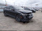 Volkswagen Tiguan 2.0T Se 3VV3B7AXXNM082949 fotografie