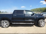 Toyota Tundra Limited 5.7L V8 5TFDV58178X059854 fotografie