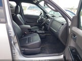 Ford Escape Limited 1FMCU9EG9BKA75116 снимка