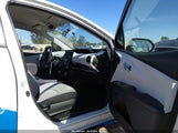 Toyota Prius Two JTDKBRFUXG3022582 снимка
