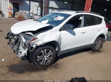 Toyota Rav4 Le JTMZFREV2GJ074622 снимка
