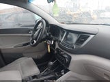 Hyundai Tucson Sel KM8J3CA46JU630061 снимка