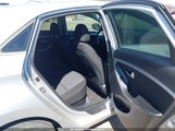 Hyundai Elantra Gt KMHD35LH2GU253214 снимка