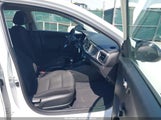 Kia Rio Lx 3KPA24AB5JE127101 снимка