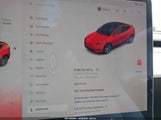 Tesla Model Y Long Range Dual Motor All-Wheel Drive 7SAYGDEE8NF308801 fotografie