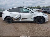 Tesla Model Y Long Range Dual Motor All-Wheel Drive 5YJYGDEE8MF102521 снимка