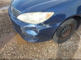 Toyota Camry Le 4T1BE32K75U100327 снимка