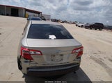 Toyota Camry Le 4T4BF1FK2ER437151 fotografie