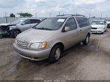 Toyota Sienna Le 4T3ZF13C72U422217 снимка