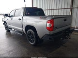Toyota Tundra Sr5 5.7L V8 5TFDW5F14KX781838 fotografie
