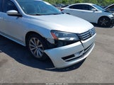 Volkswagen Passat 2.5L Sel Premium 1VWCP7A31CC021921 снимка