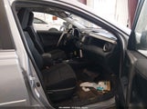 Toyota Rav4 Hybrid Xle JTMRJREV7JD210733 fotografie