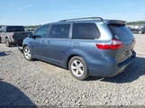 Toyota Sienna Le 8 Passenger 5TDKK3DC2FS557734 снимка