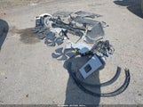 Tesla Model Y Premium Rear-Wheel Drive/Standard Rear-Wheel Drive 7SAYGDED0TF399499 photo