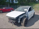Tesla Model Y Premium Rear-Wheel Drive/Standard Rear-Wheel Drive 7SAYGDED0TF399499 снимка