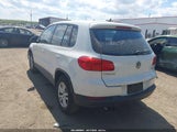 Volkswagen Tiguan S WVGAV3AX7EW619780 снимка